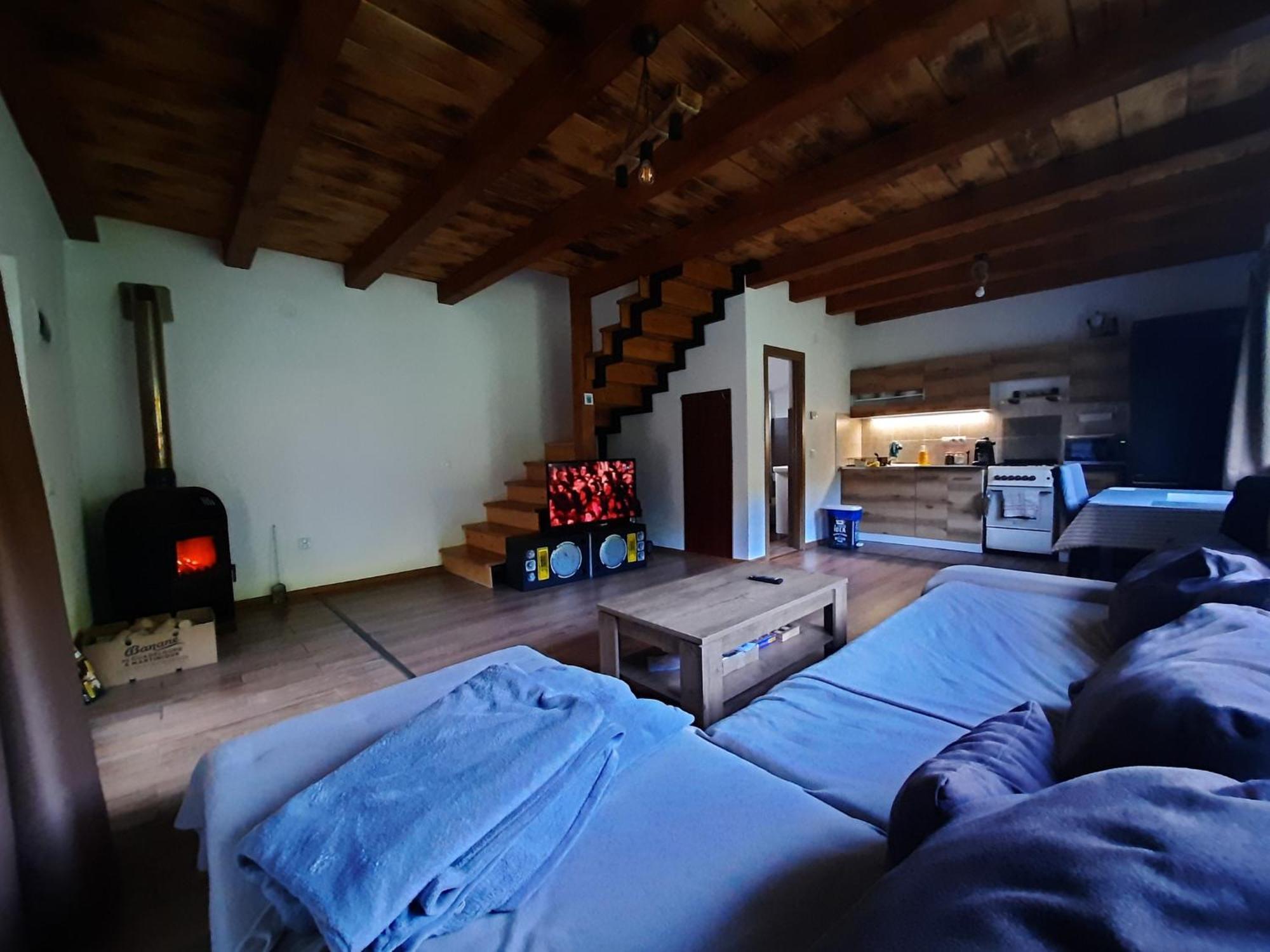 Mountain Cozy Home Sub Cetate Exterior foto